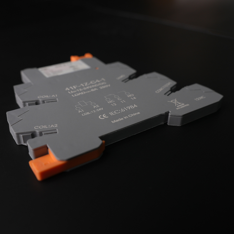 ��Ƭ�̵��� 15A-1,2HP-250VAC.jpg